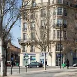 Hotel Vic Eiffel 3*