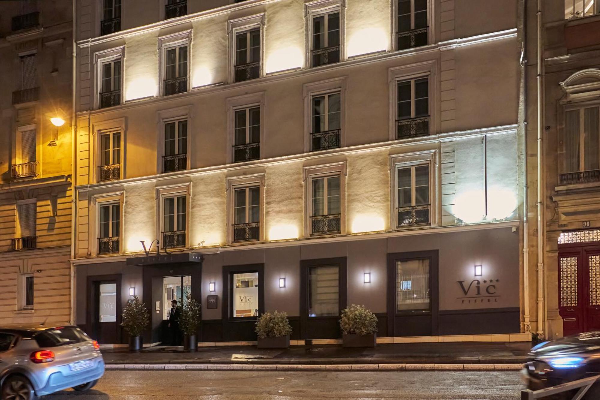 Vic Eiffel Hotel 3*