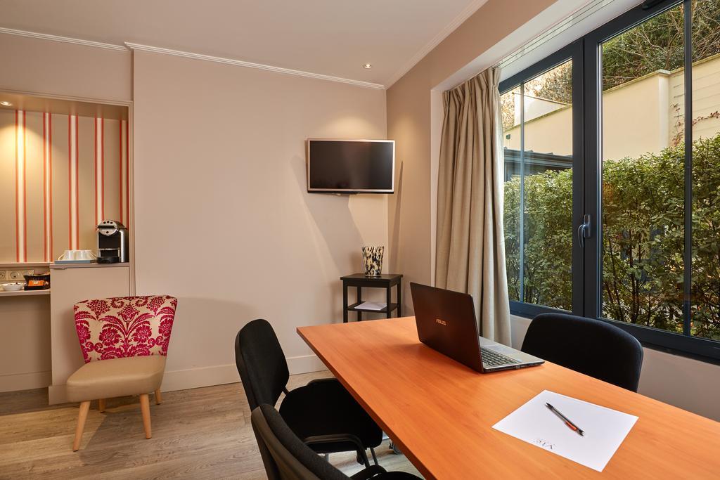 Hotel Vic Eiffel 3*